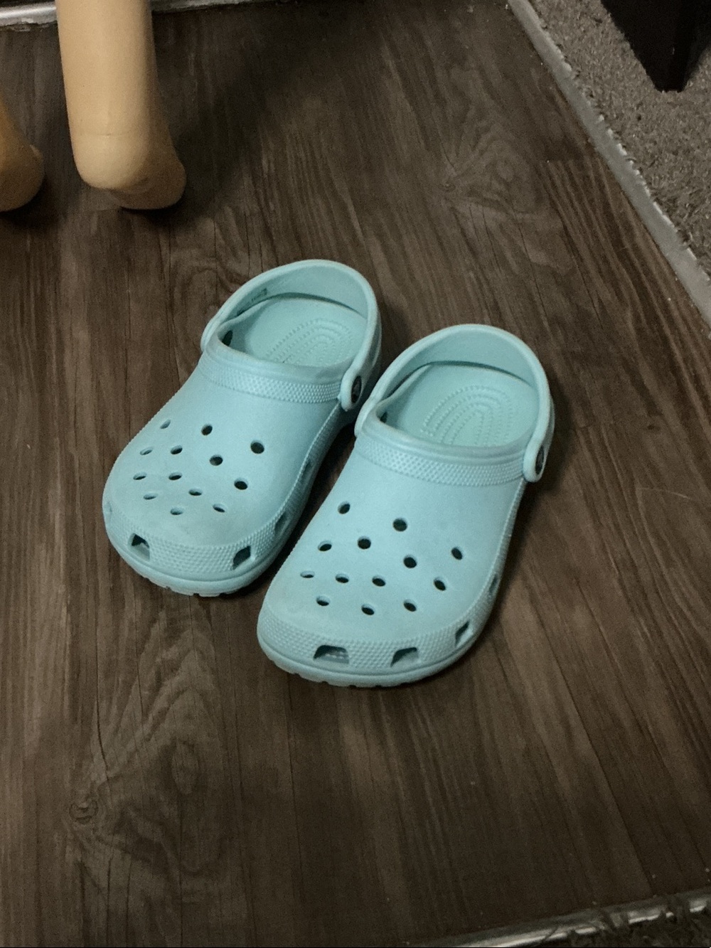 CROCS Classic Clog in Aqua Blue